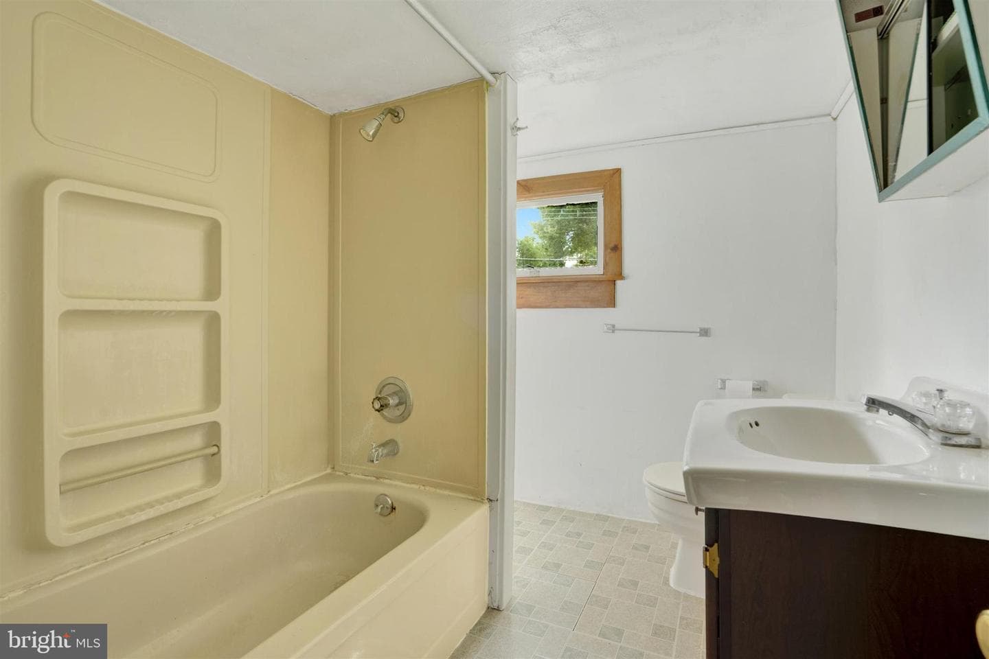 151 Dolington Road photo 12
