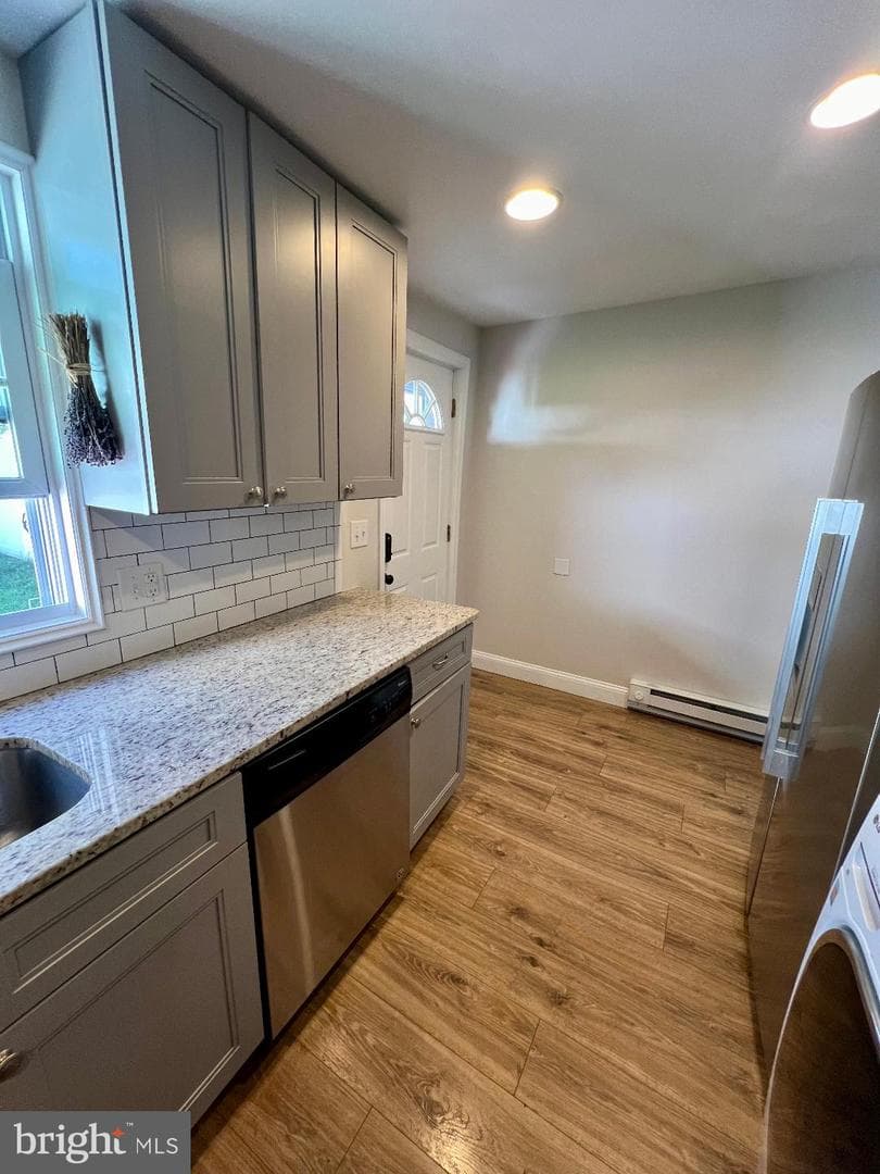 1218 Radcliffe Street photo 3