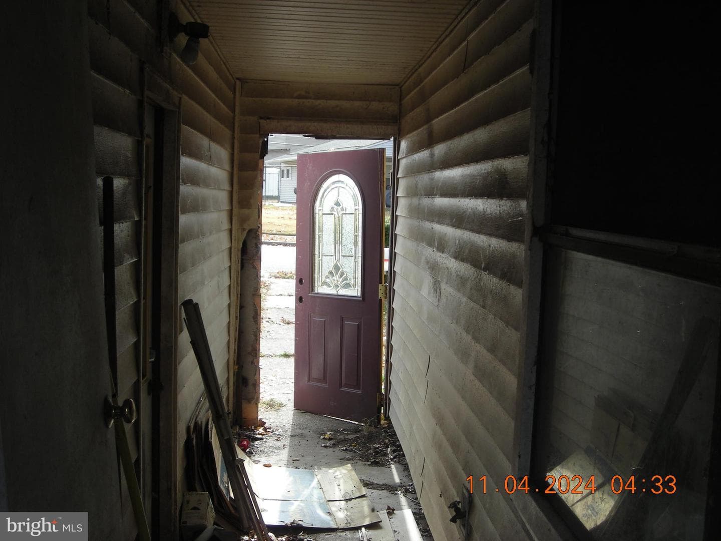 208 Thornridge Drive photo 11