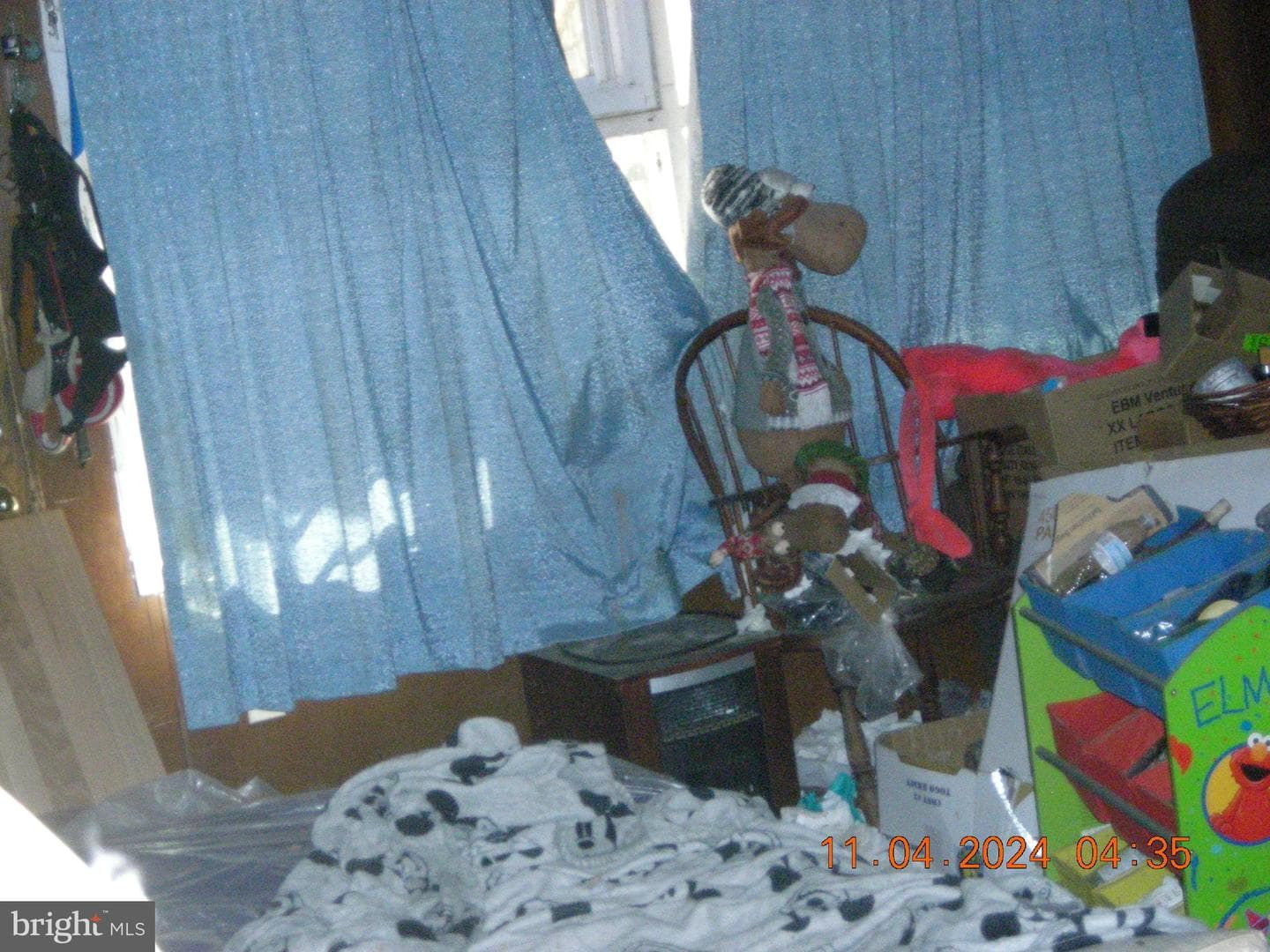208 Thornridge Drive photo 16