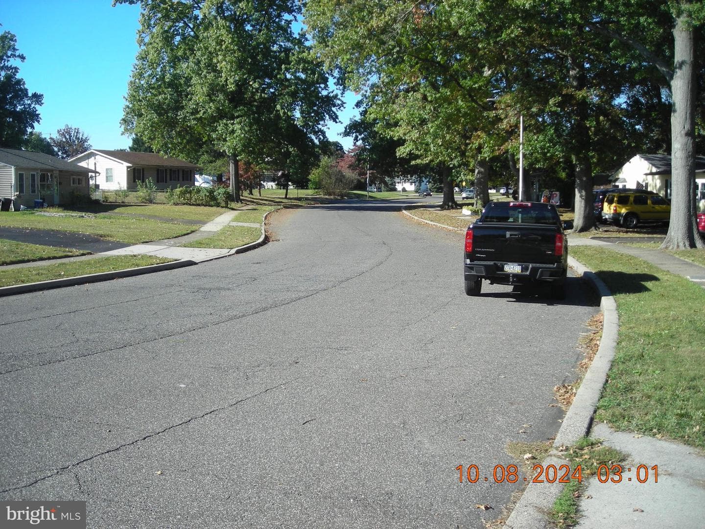 208 Thornridge Drive photo 7