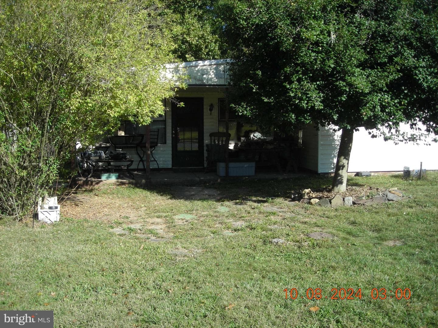 208 Thornridge Drive photo 8