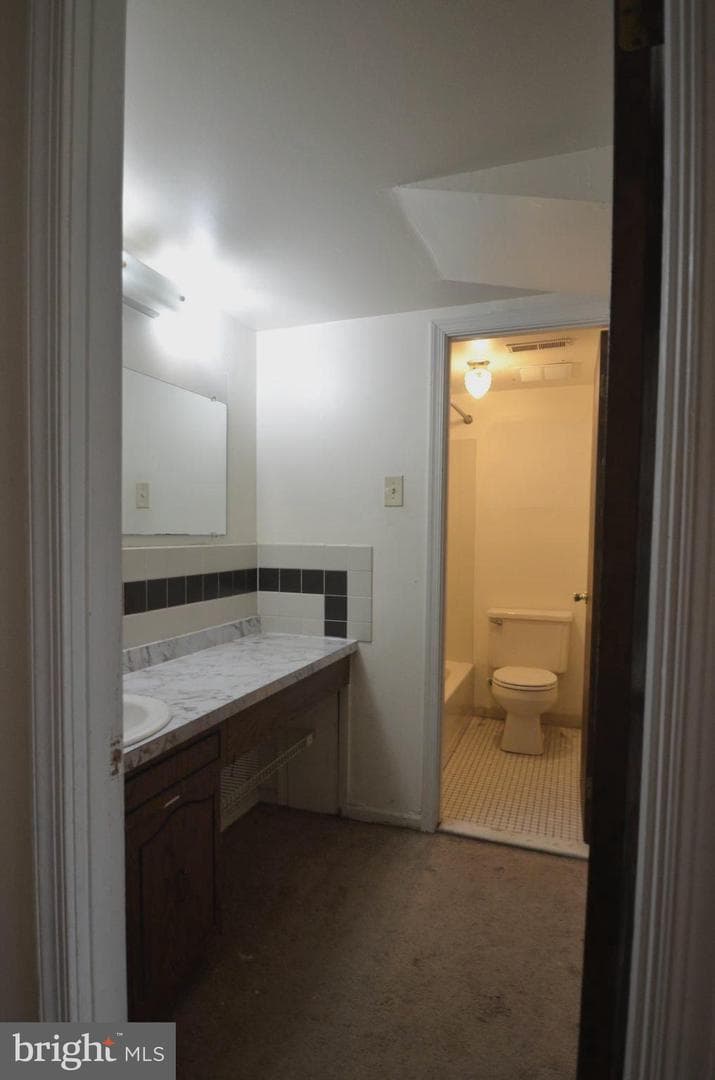 10 Kittery Court photo 9