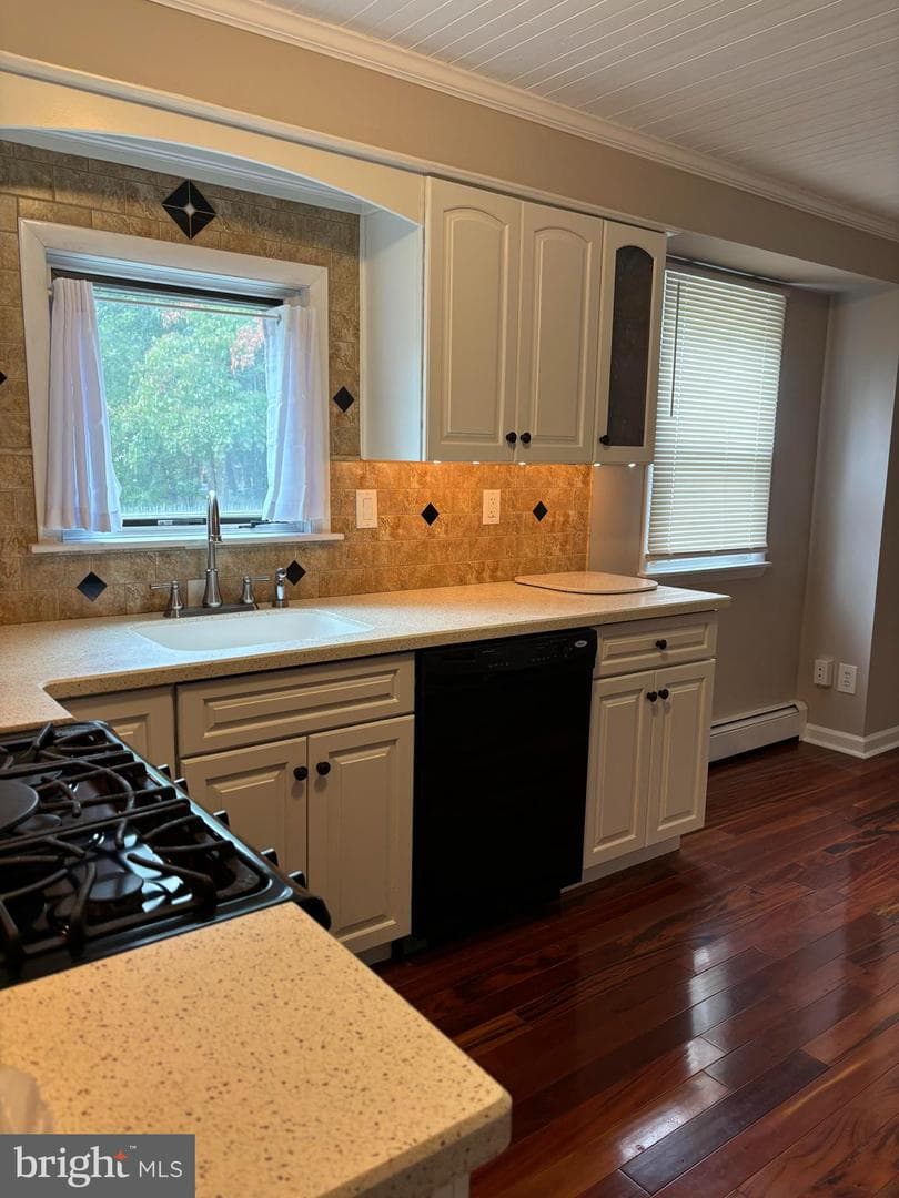 1818 Roan Drive photo 6