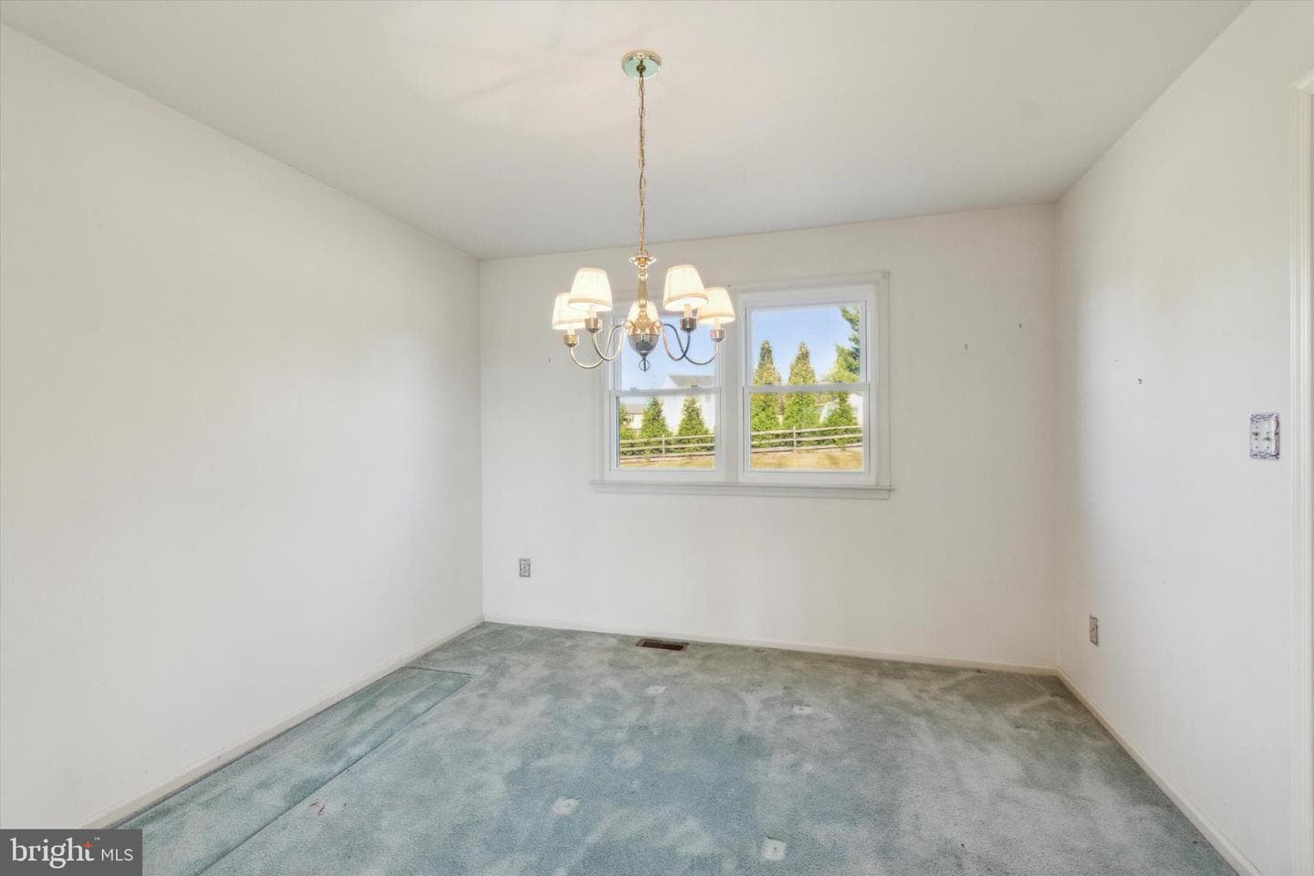 93 Birchwood Drive photo 4