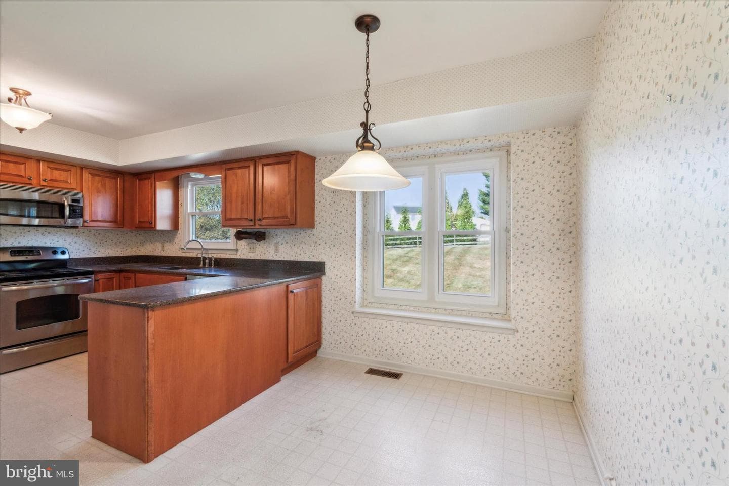 93 Birchwood Drive photo 5