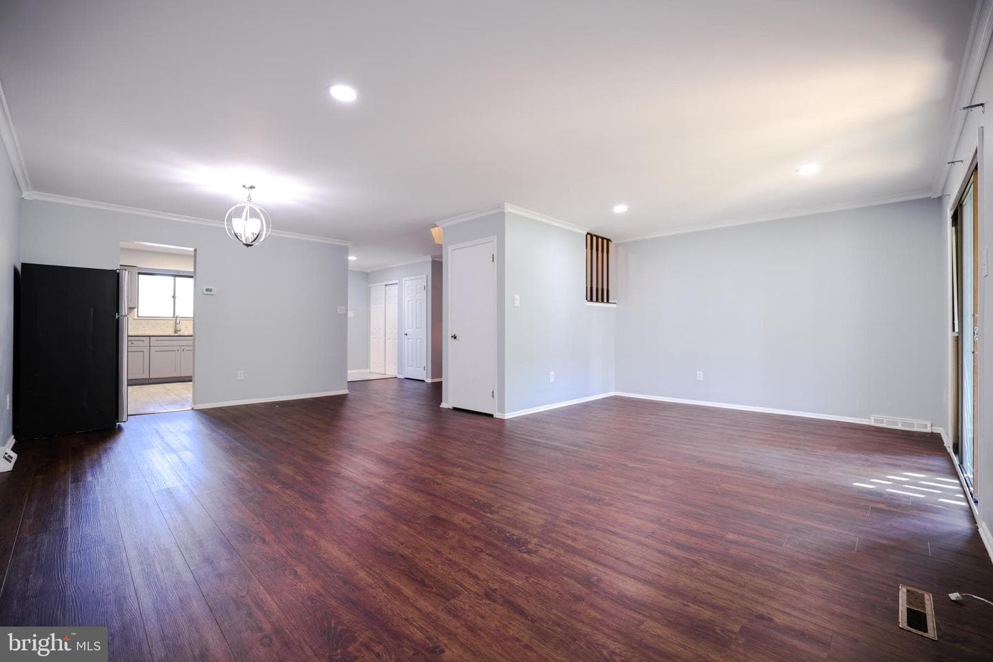 150 Knox Court photo 14