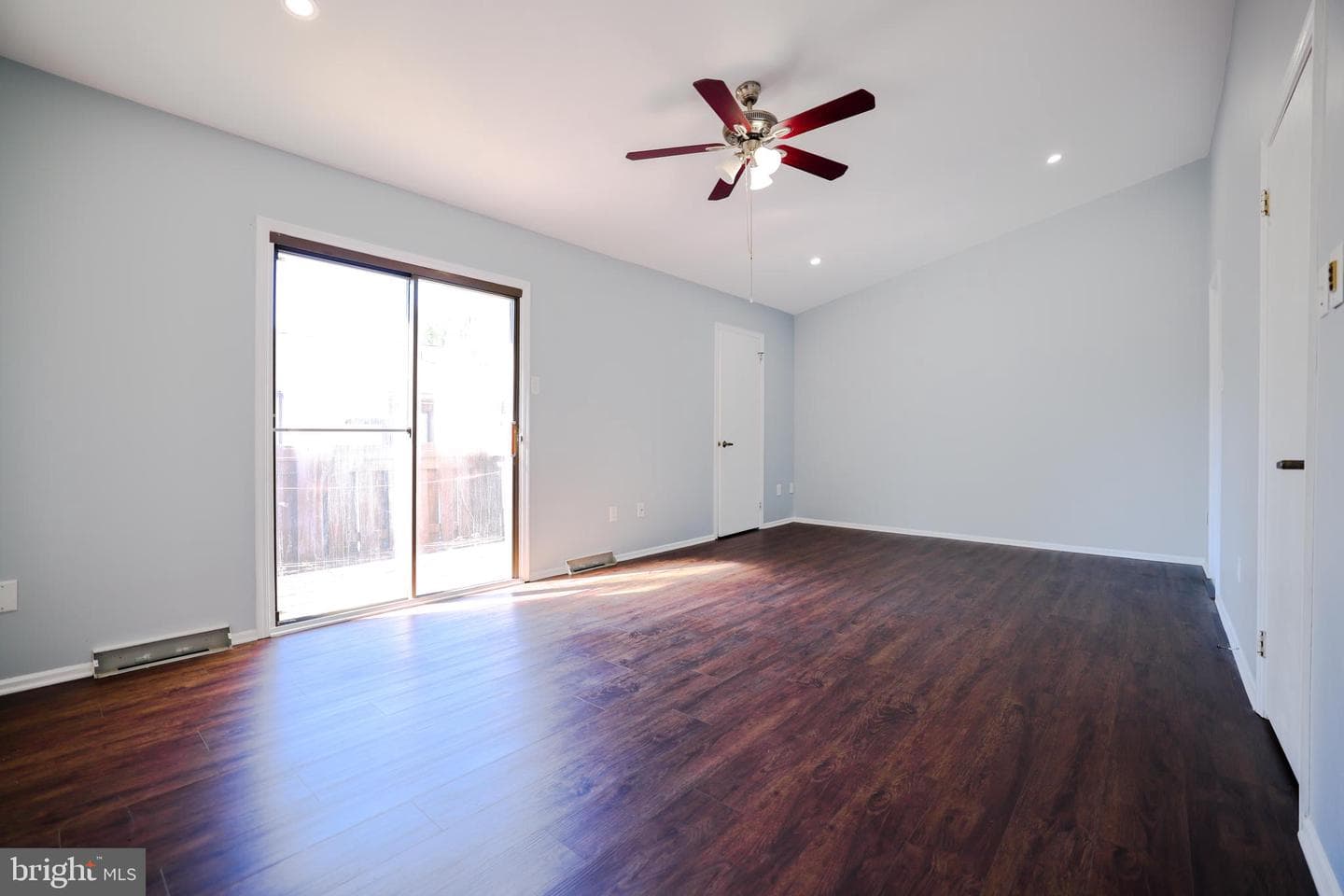 150 Knox Court photo 19