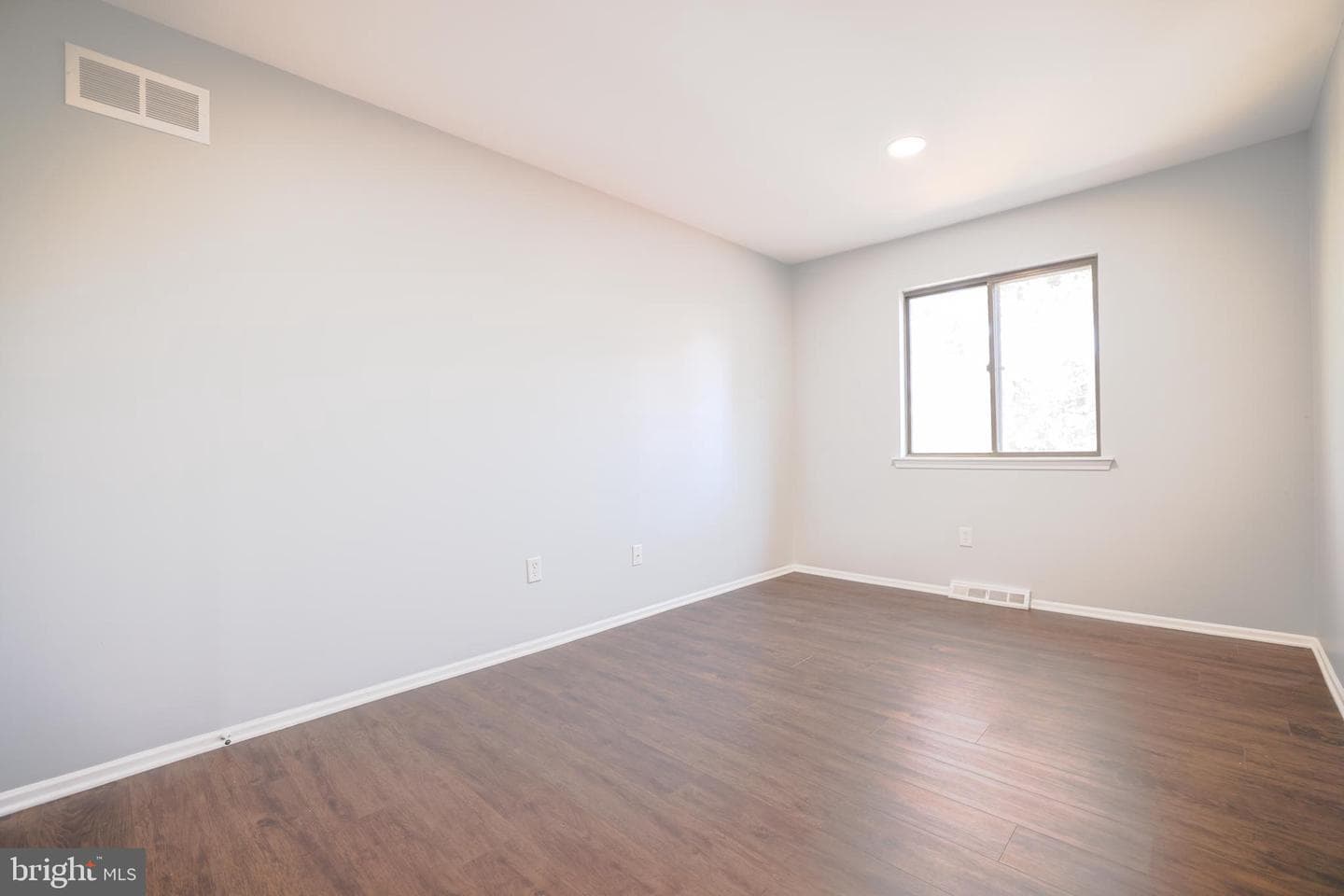 150 Knox Court photo 24