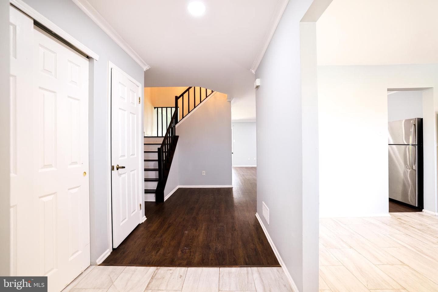 150 Knox Court photo 3
