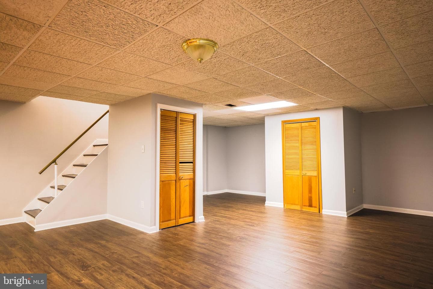 150 Knox Court photo 34