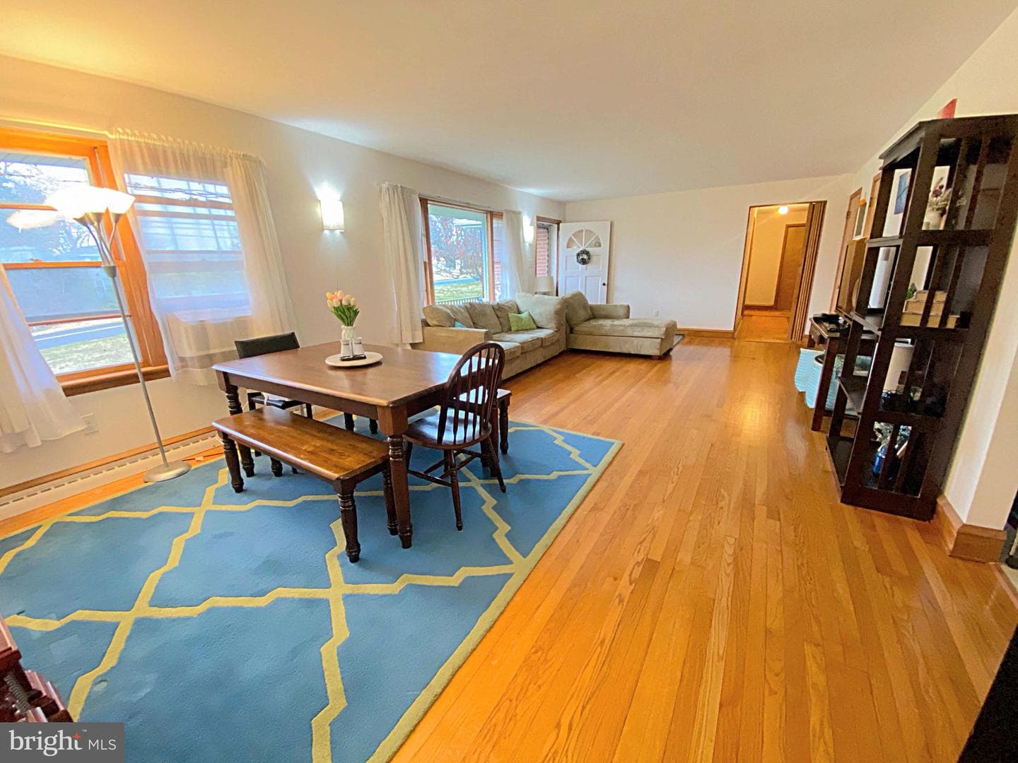 272 Hilltop Road photo 3
