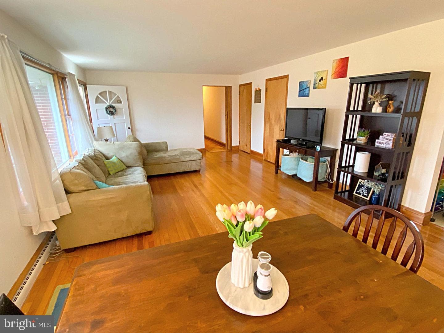 272 Hilltop Road photo 5