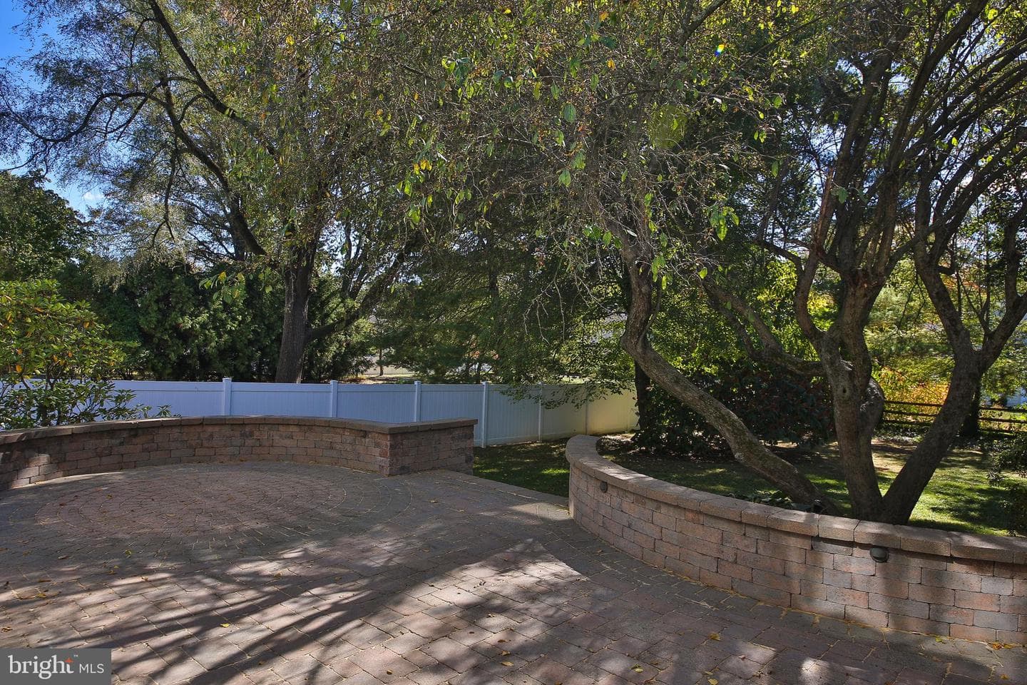 977 Baron Drive photo 31