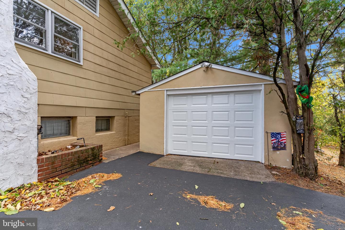 612 S Chubb Drive photo 25