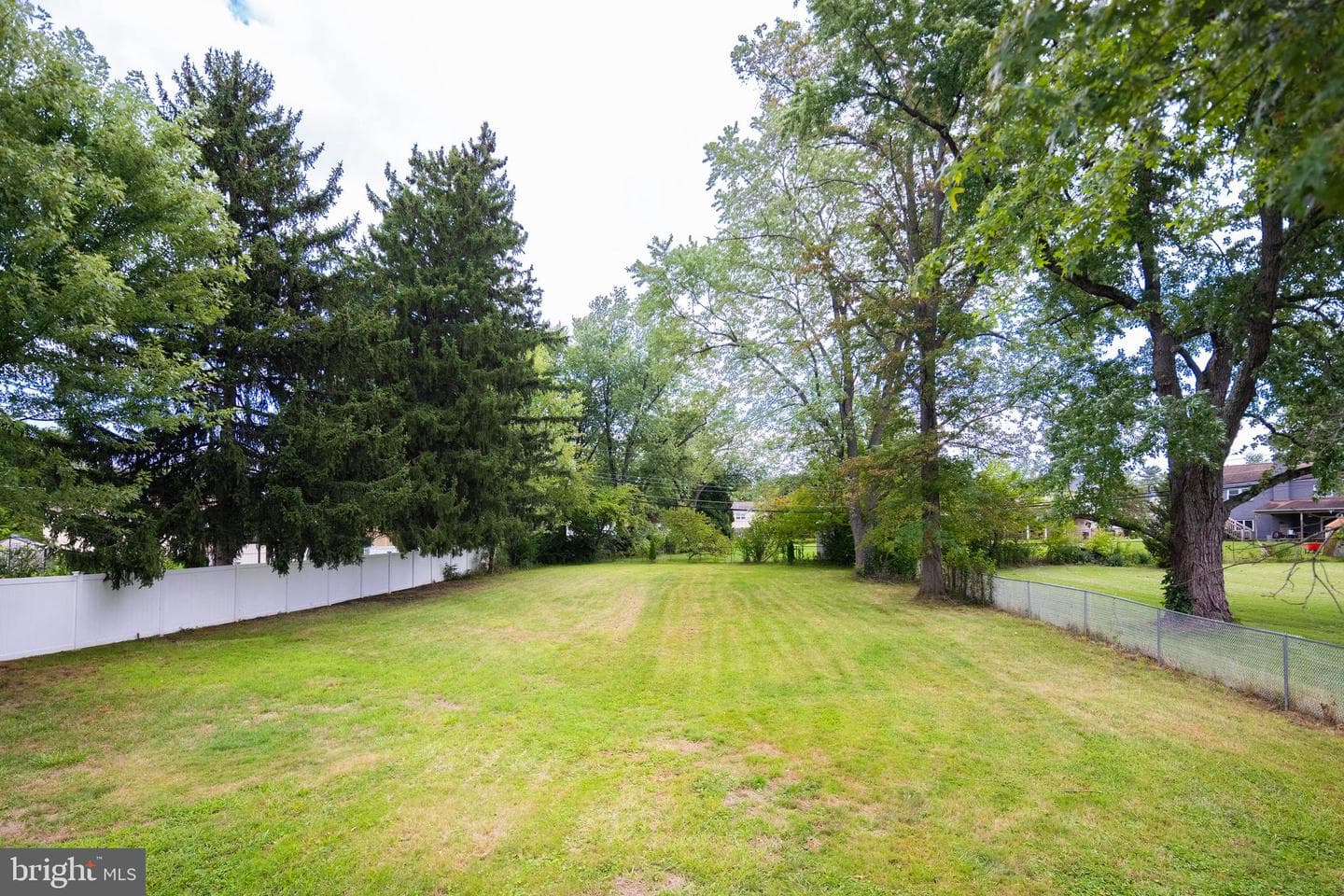 799 Meadowood Lane photo 21