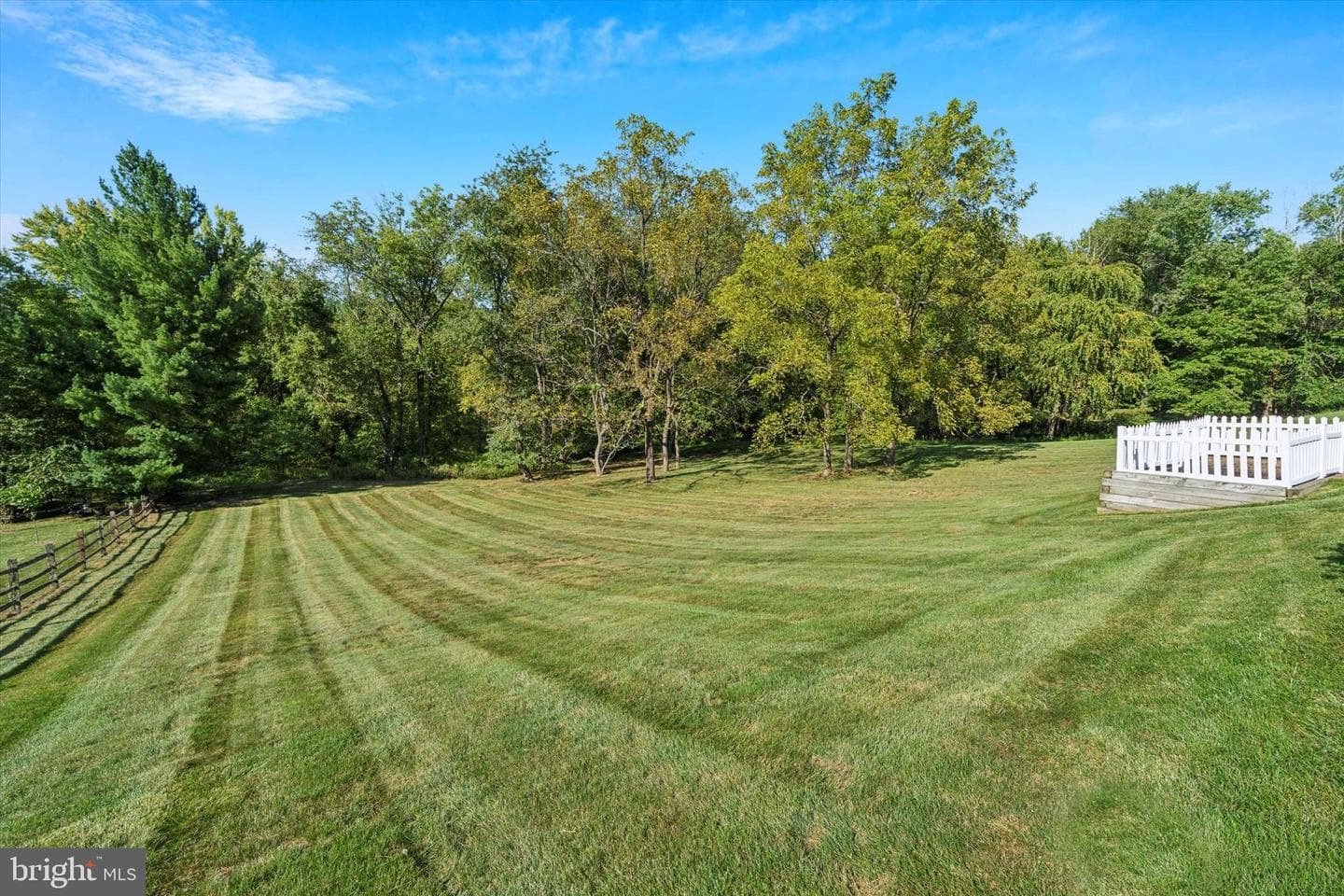 112 Brookside Drive photo 23