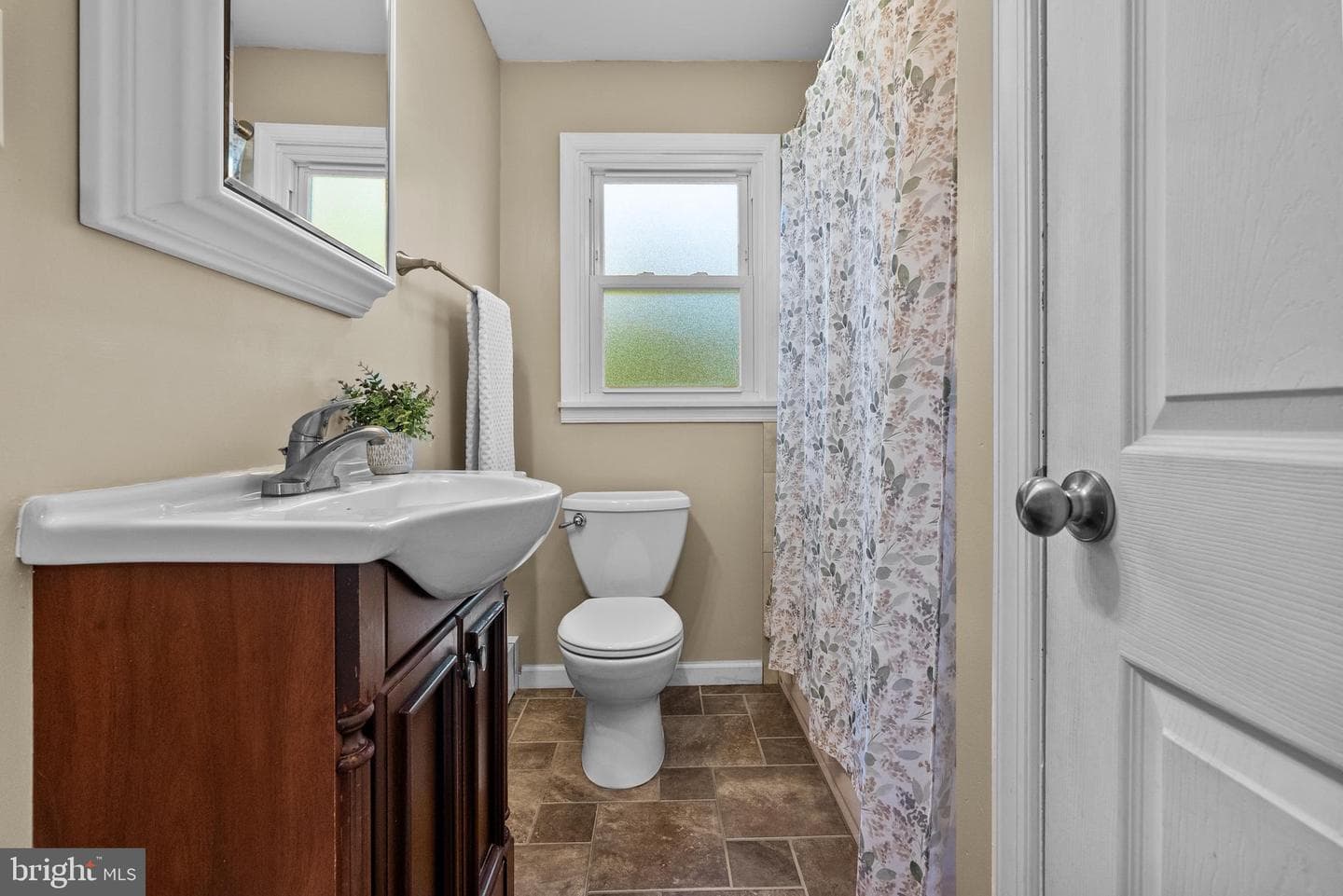 2615 Brownsville Road photo 18