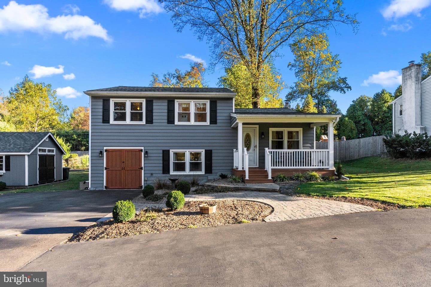 2615 Brownsville Road photo 3