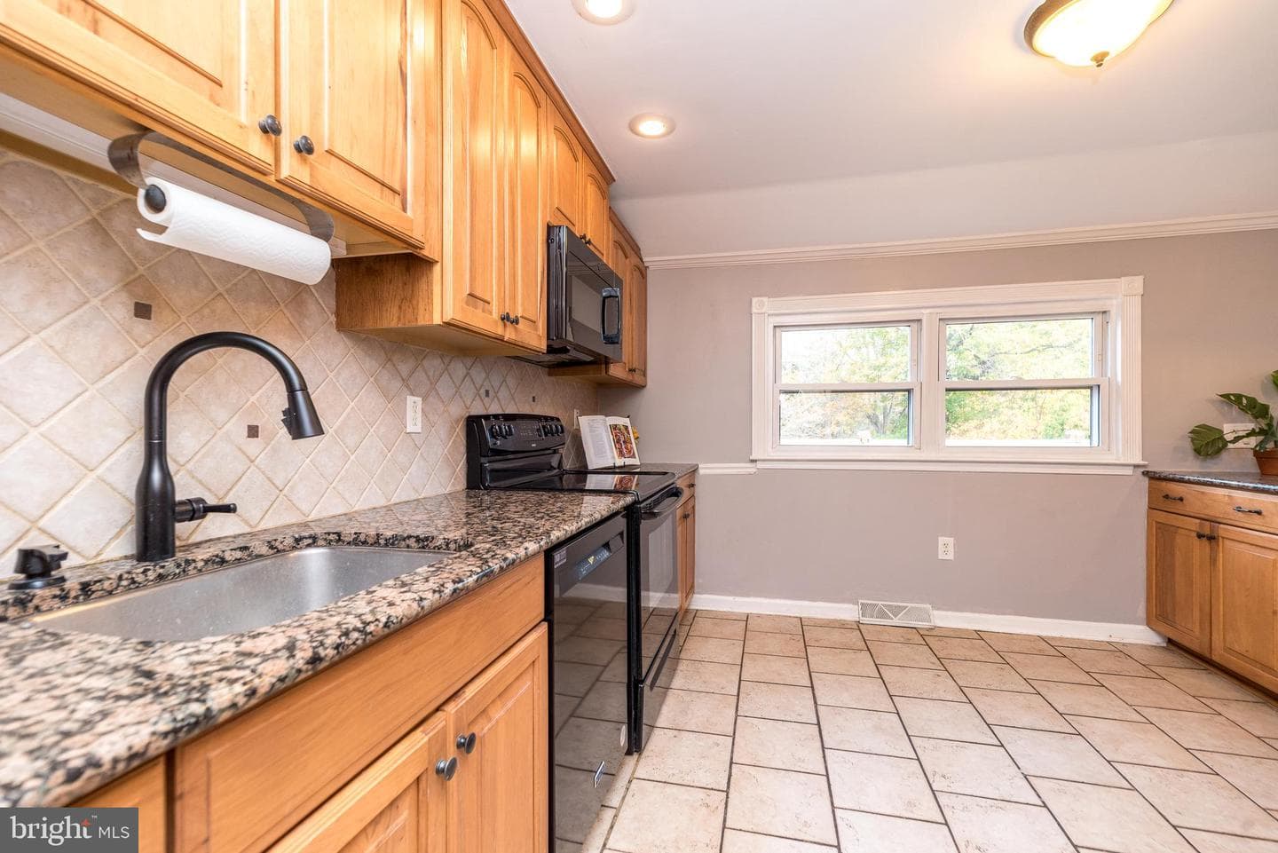 31 N Traymore Avenue photo 12