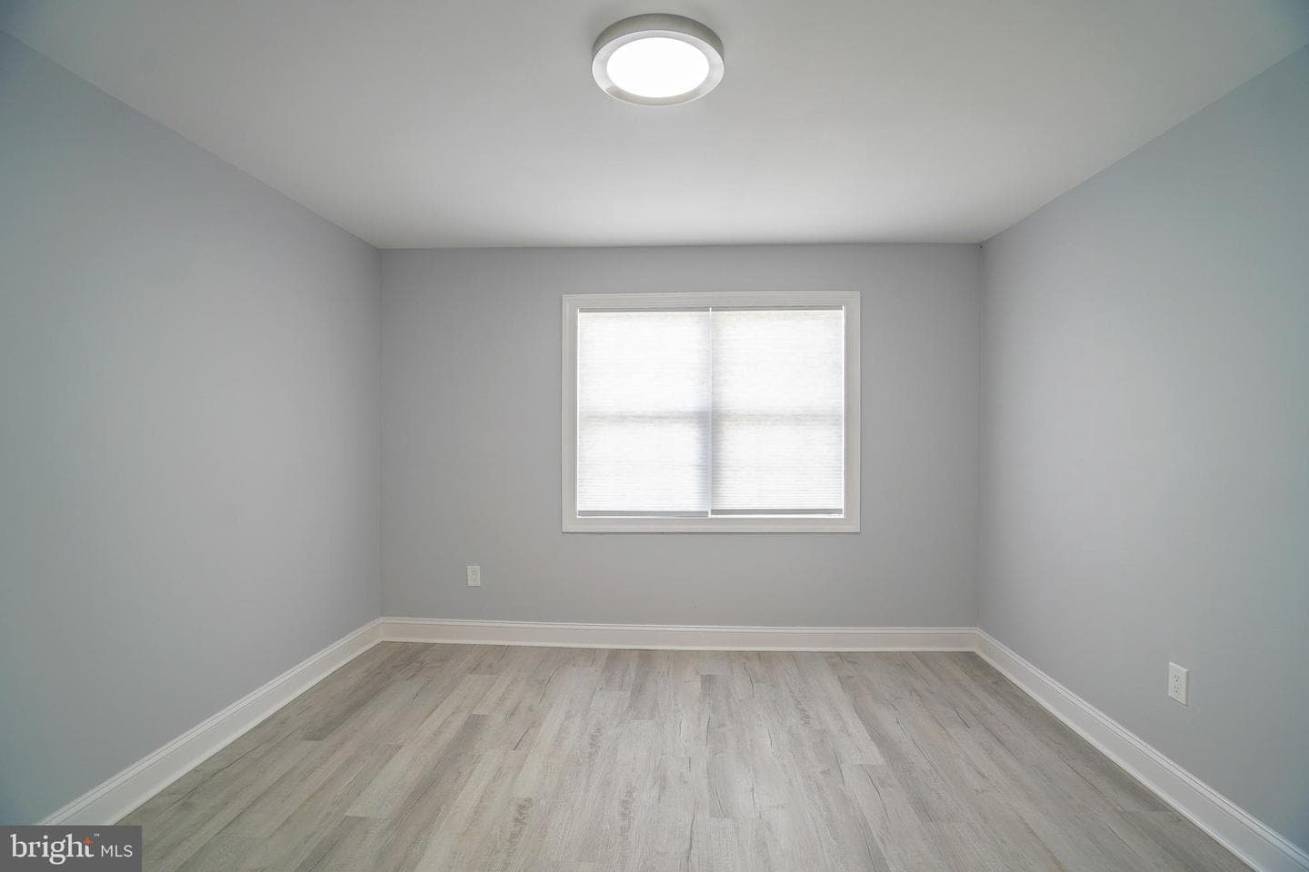 5809 Mitchell Road photo 10
