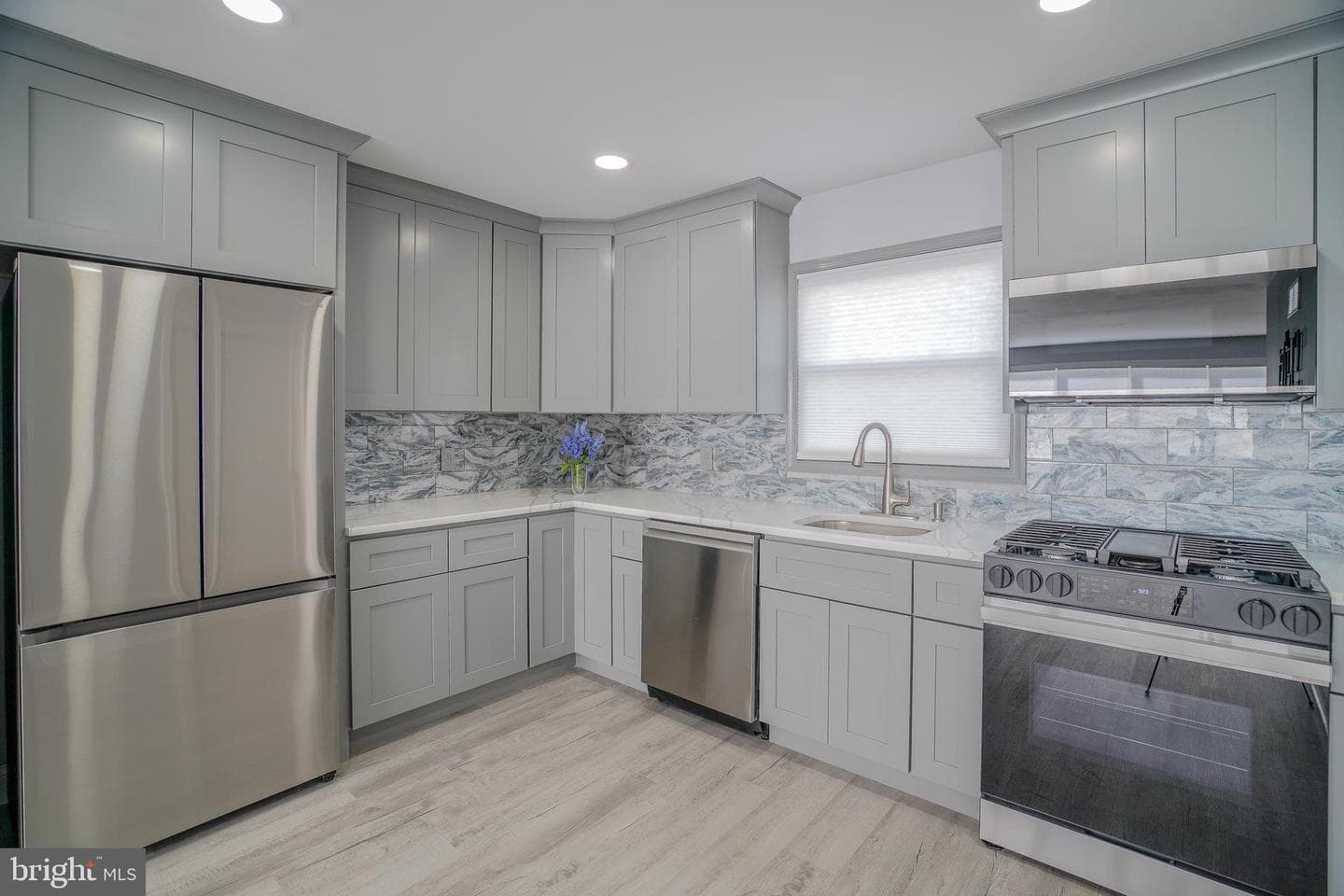 5809 Mitchell Road photo 4