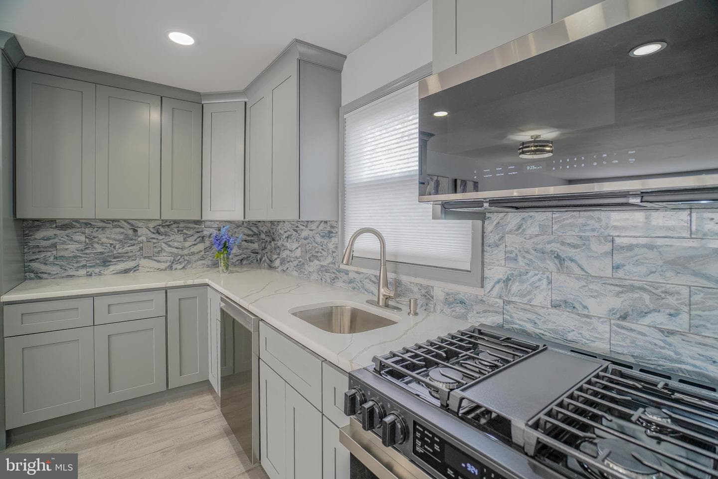 5809 Mitchell Road photo 6