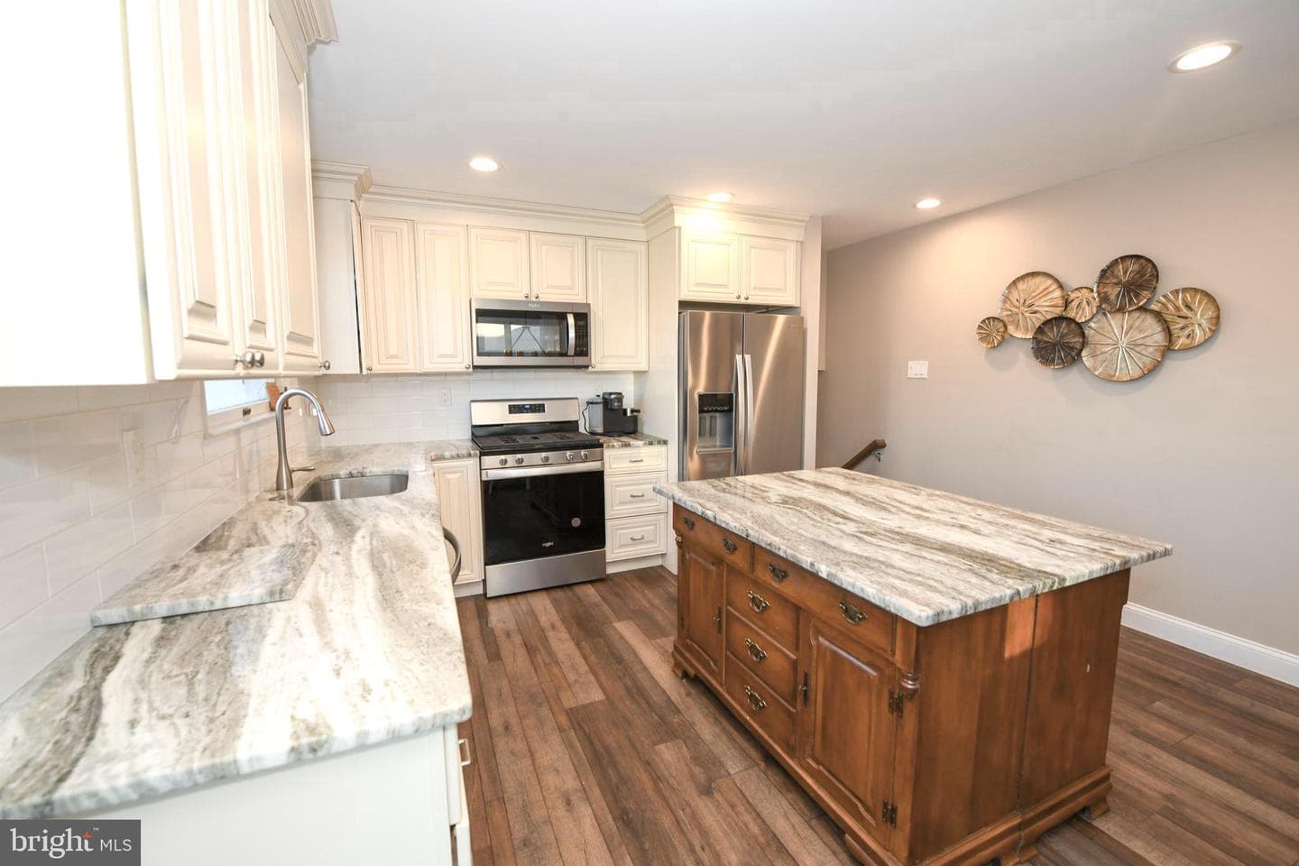 253 Sharpless Road photo 7