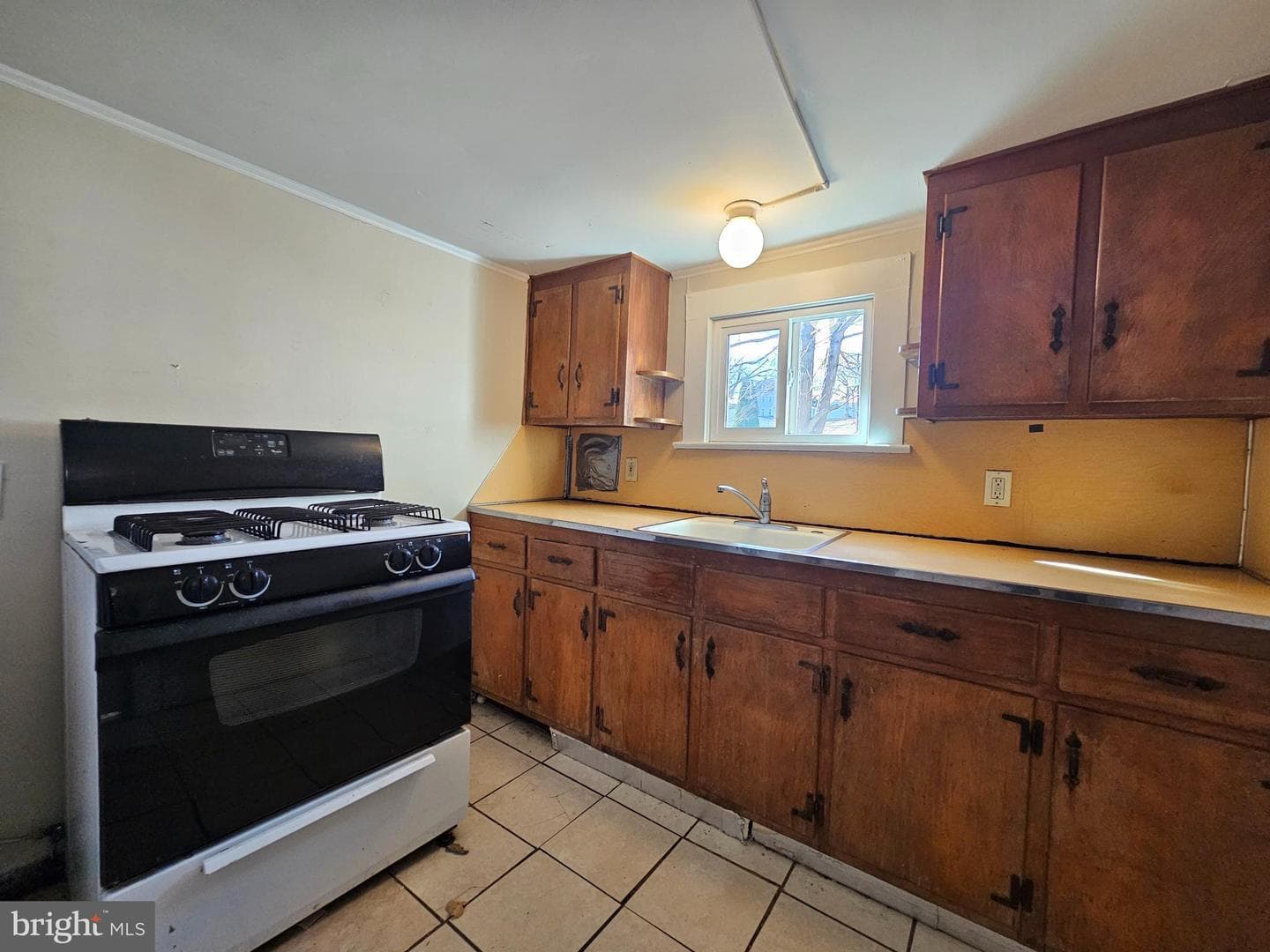 707 Wayside Way photo 13