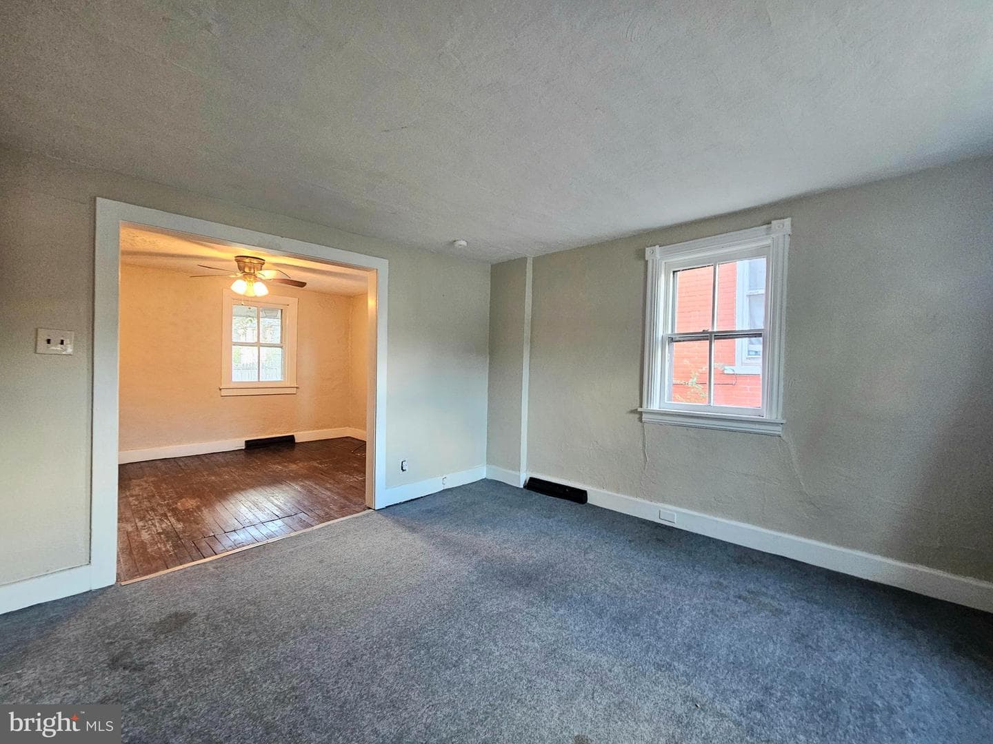 707 Wayside Way photo 3