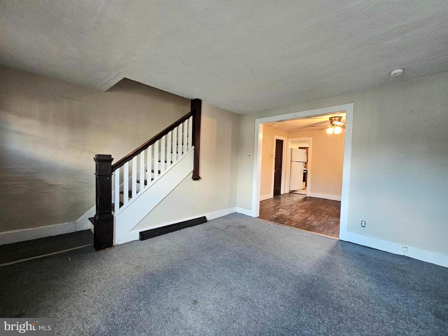 707 Wayside Way photo 4