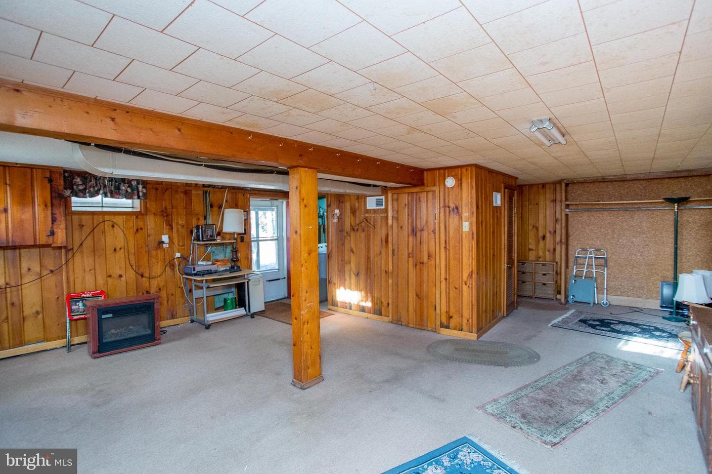 77 Davis Road photo 17