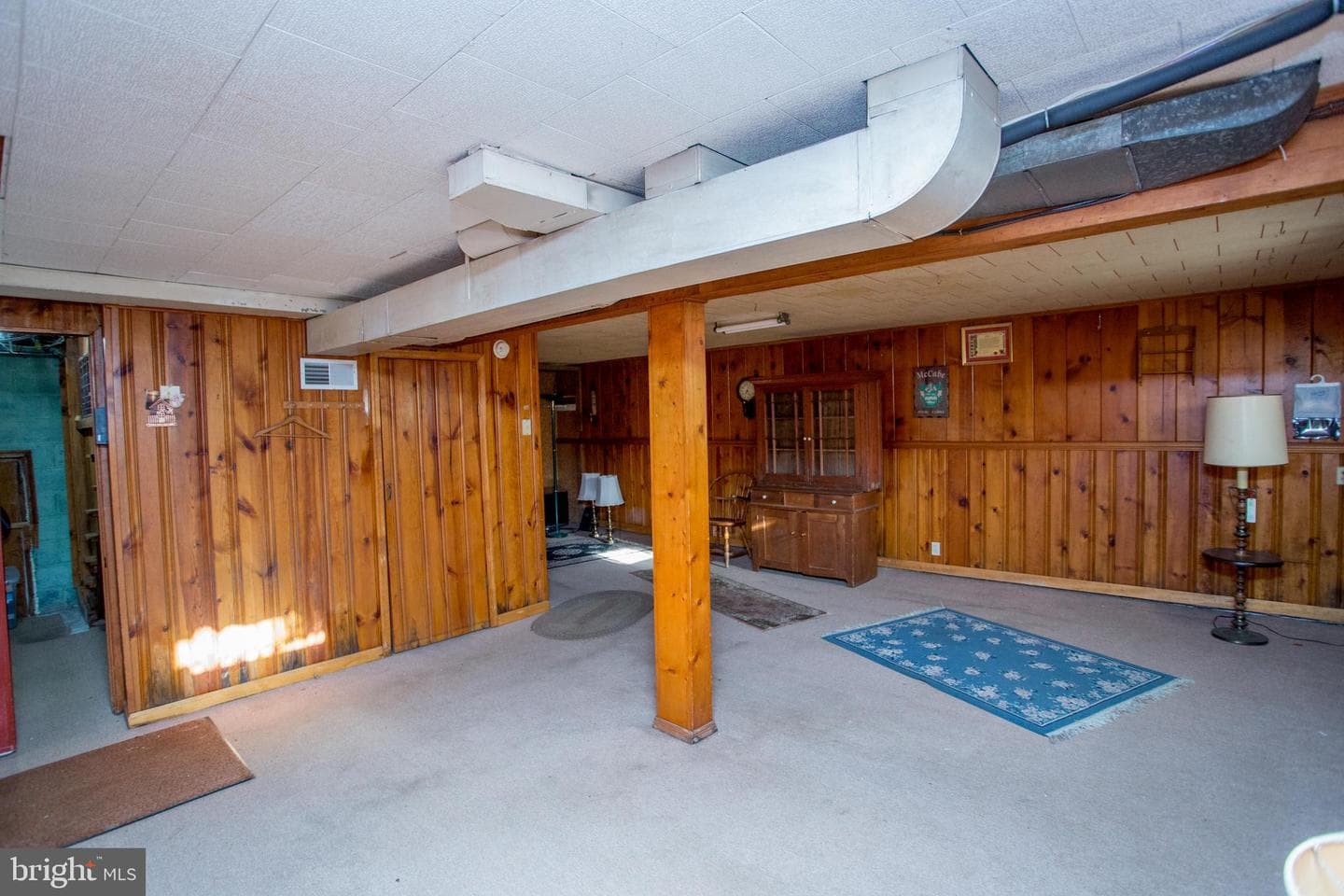 77 Davis Road photo 19