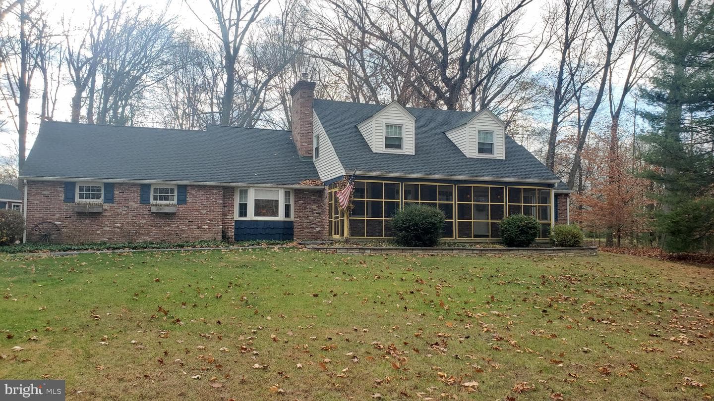 81 Sandywood Drive