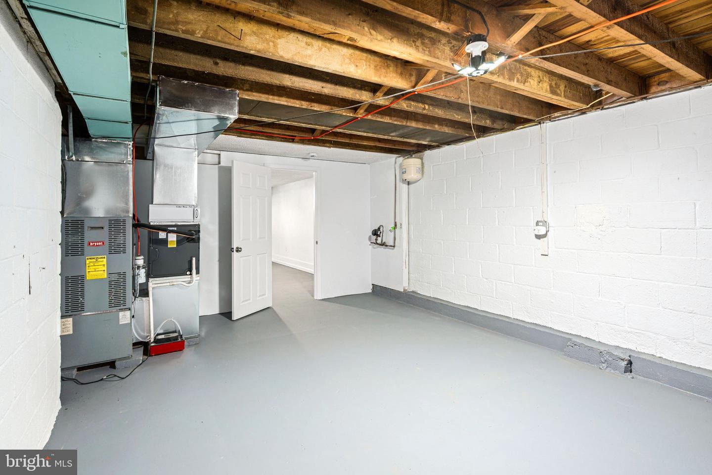 32 N Midway Avenue photo 34