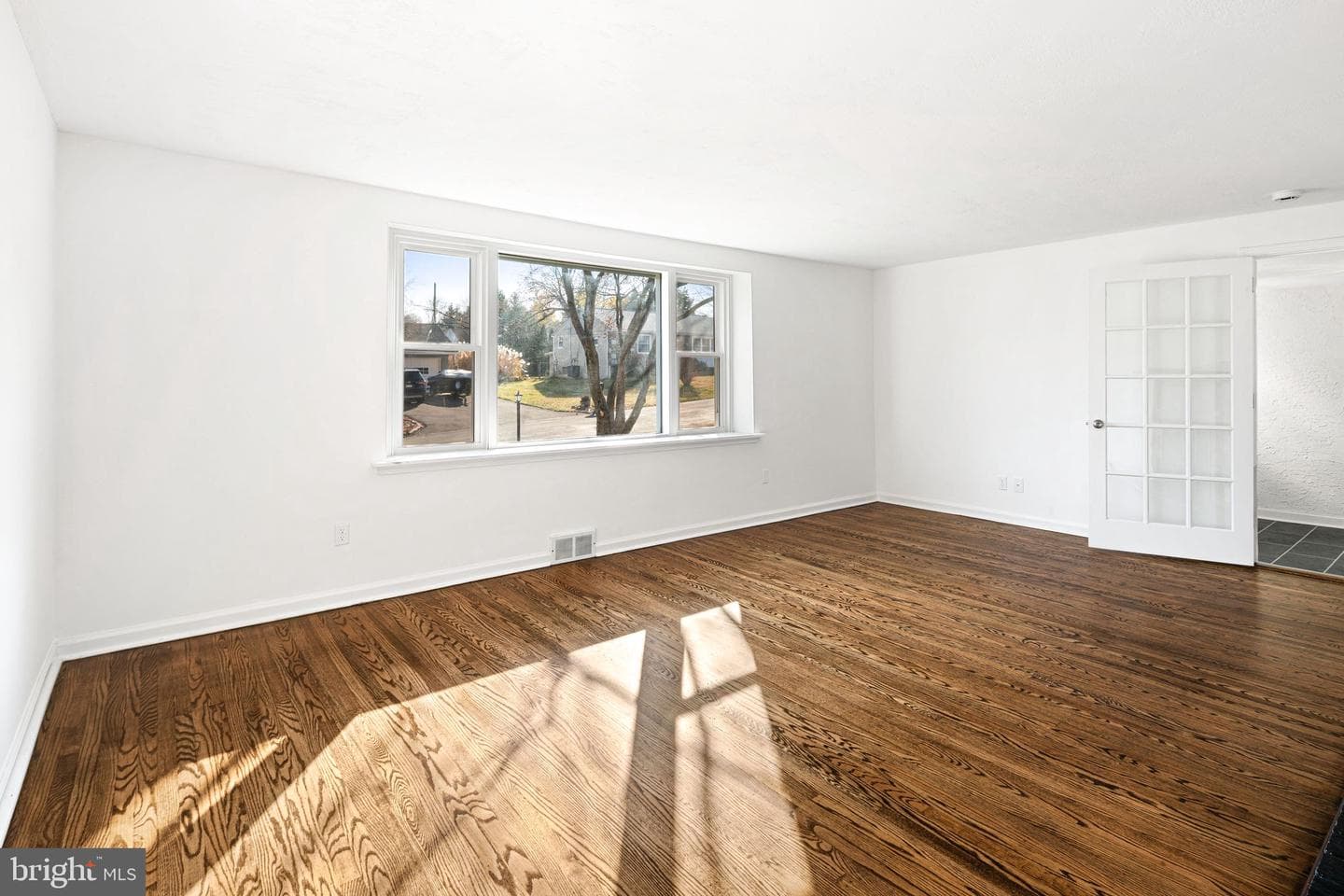 32 N Midway Avenue photo 6