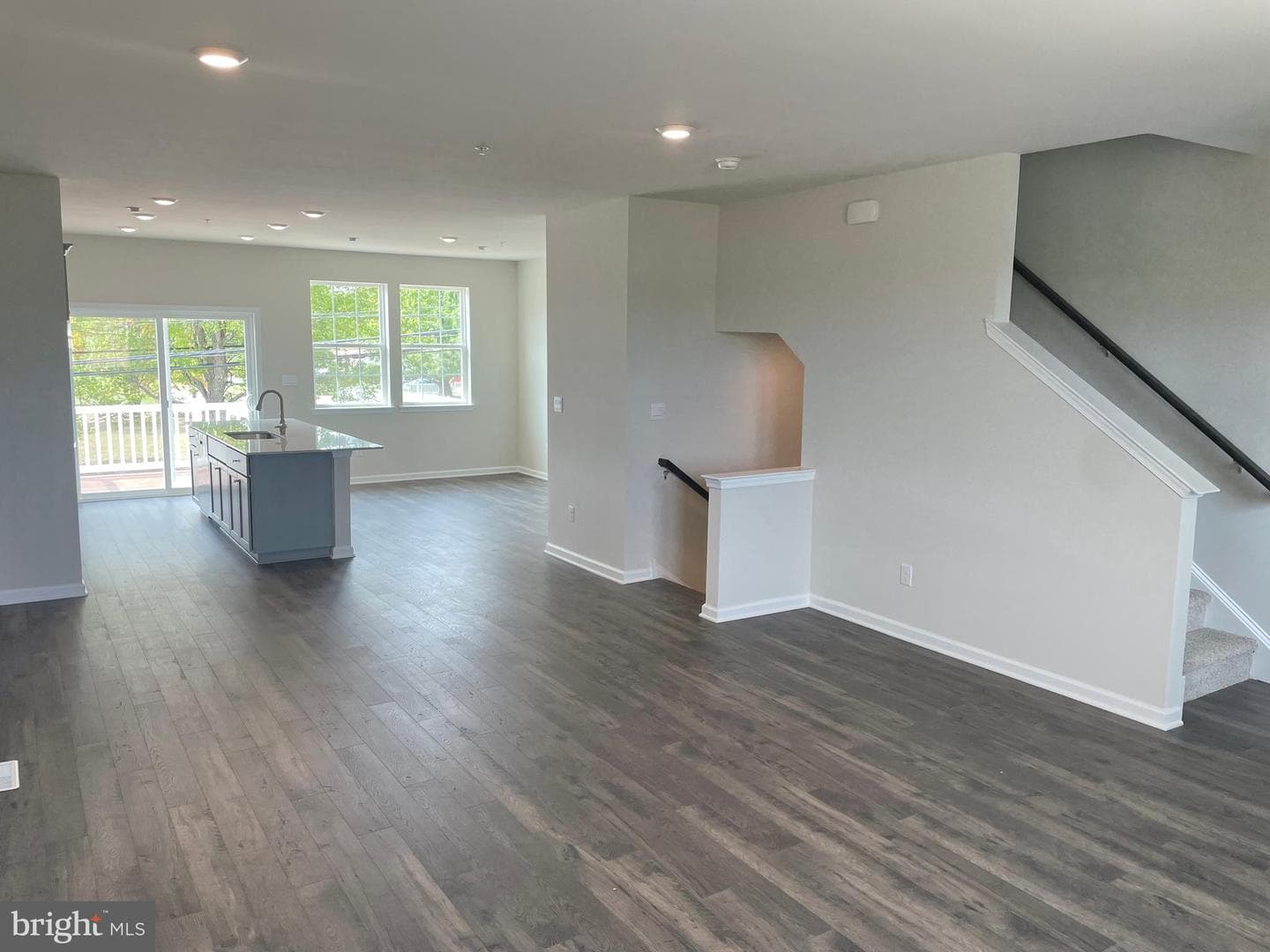 120 Bell Court photo 6