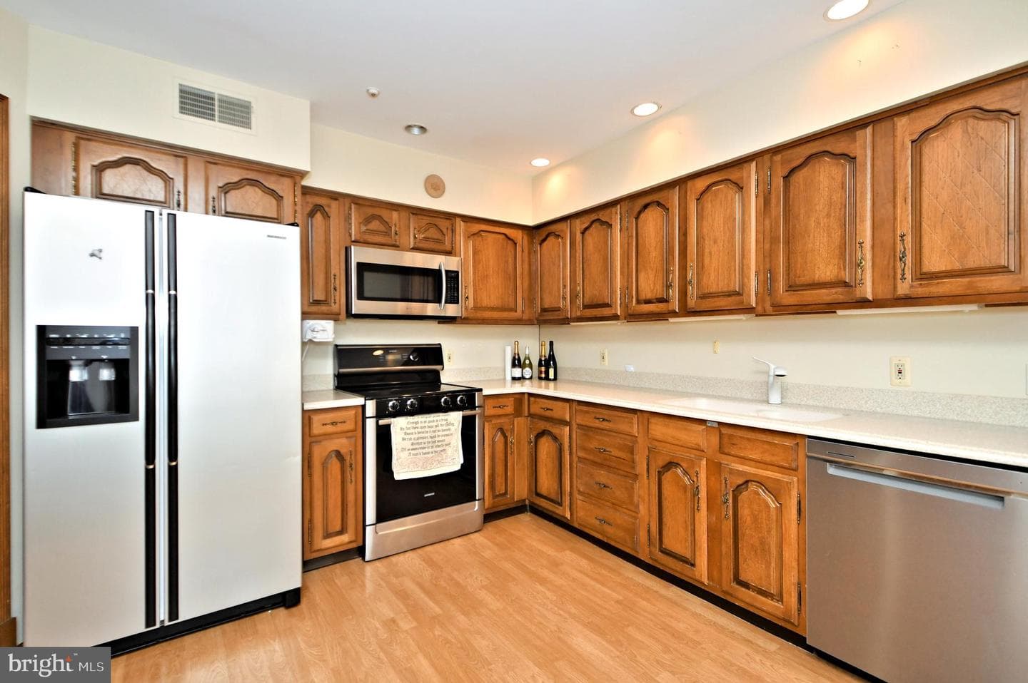 79 Sutphin Pines photo 19