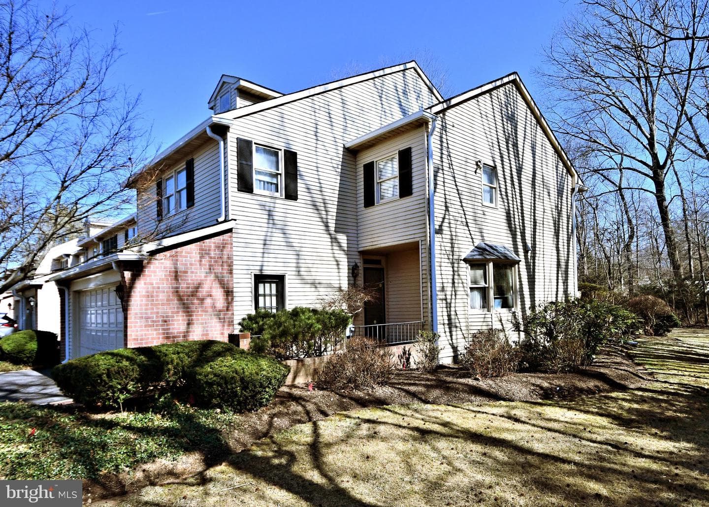 79 Sutphin Pines photo 2