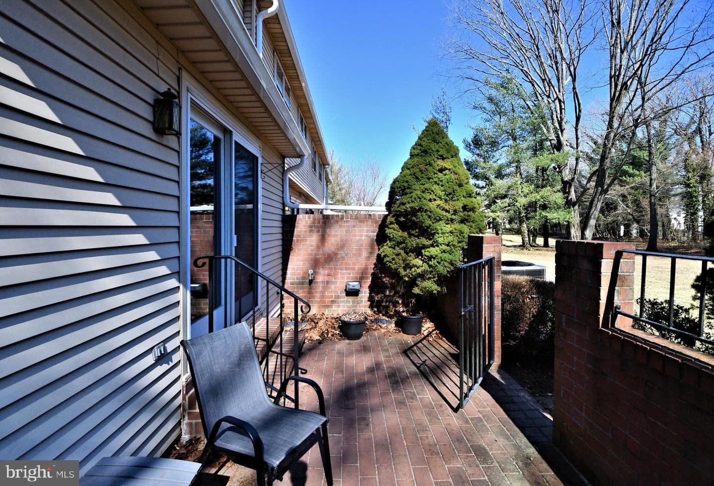 79 Sutphin Pines photo 44