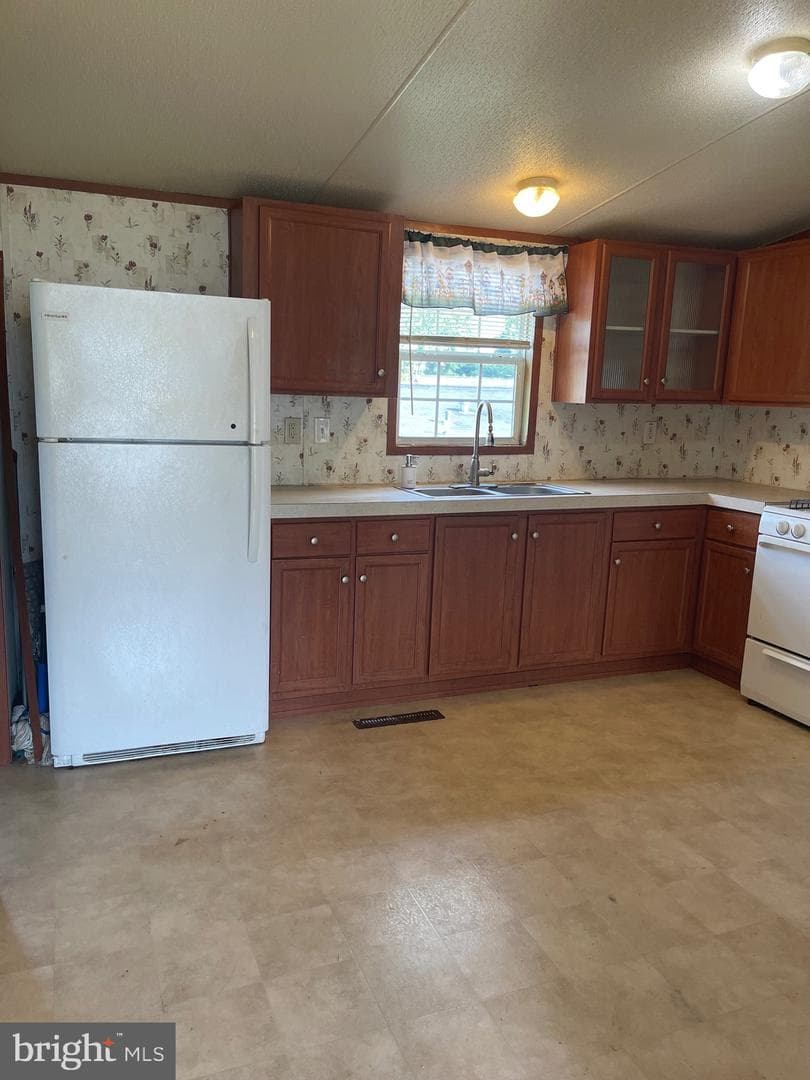 3405 Rose Avenue photo 12