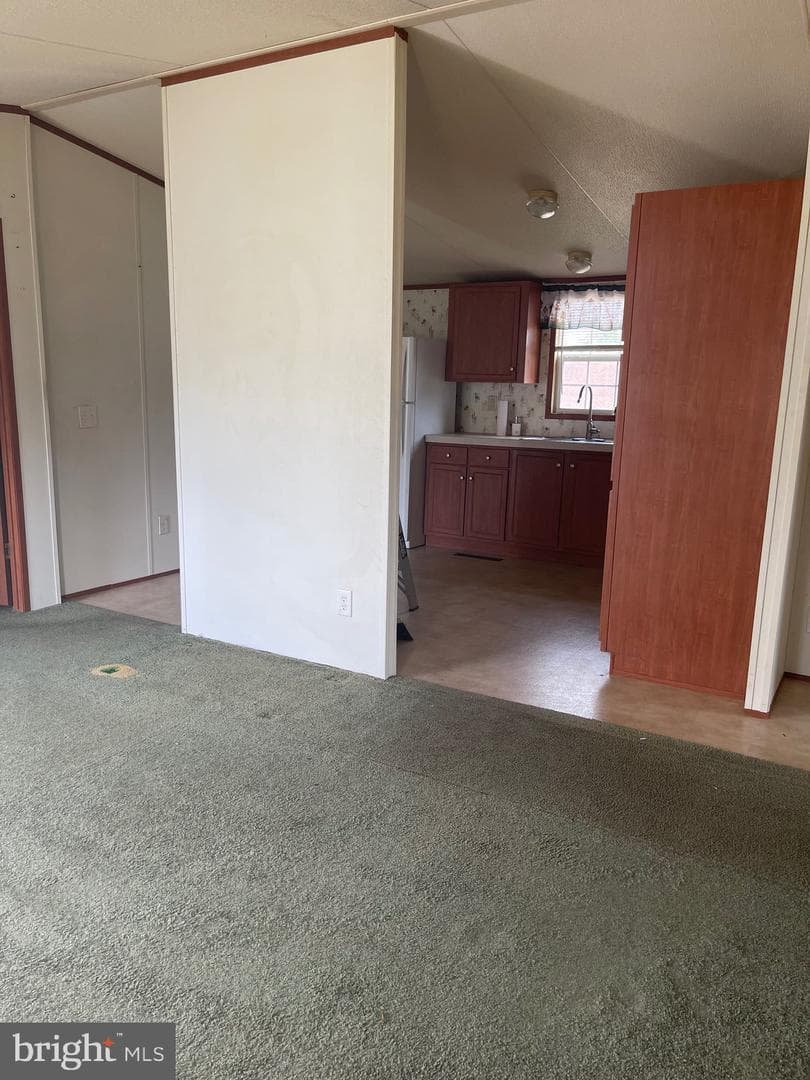 3405 Rose Avenue photo 3