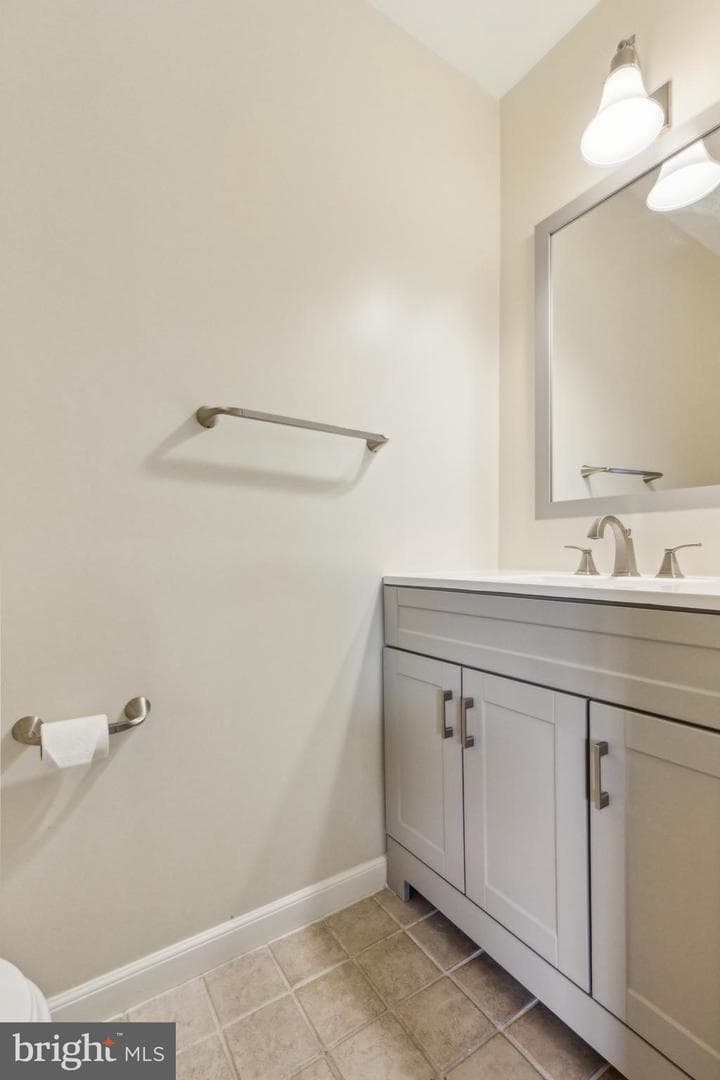 827 Purple Martin Court #225 photo 9
