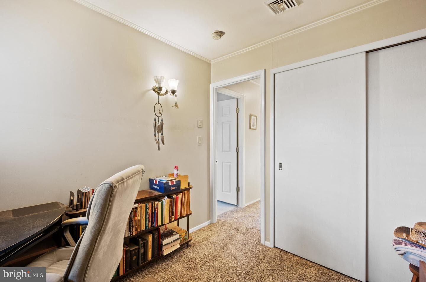 147 Willow Drive photo 13