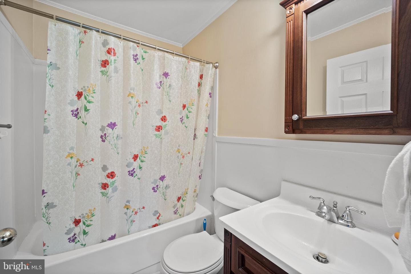 147 Willow Drive photo 9