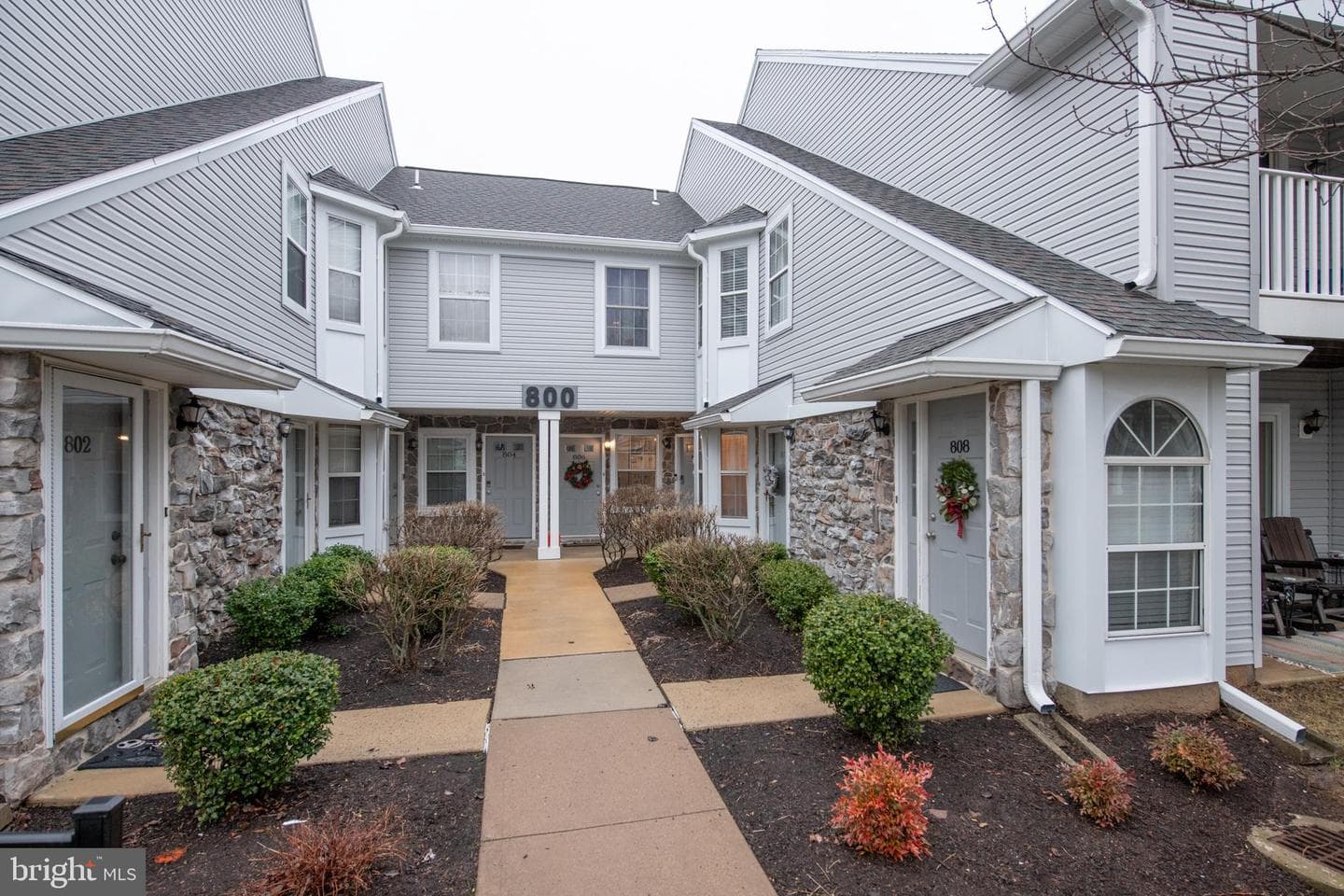 805 Mews Drive #805 photo 2