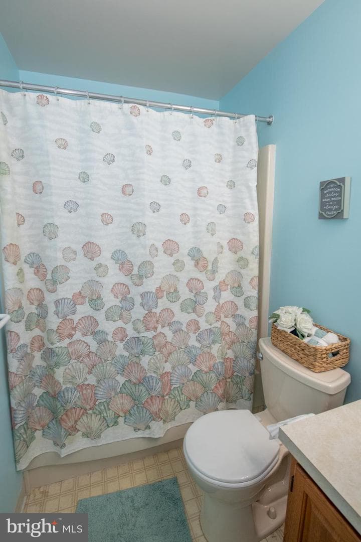 805 Mews Drive #805 photo 32
