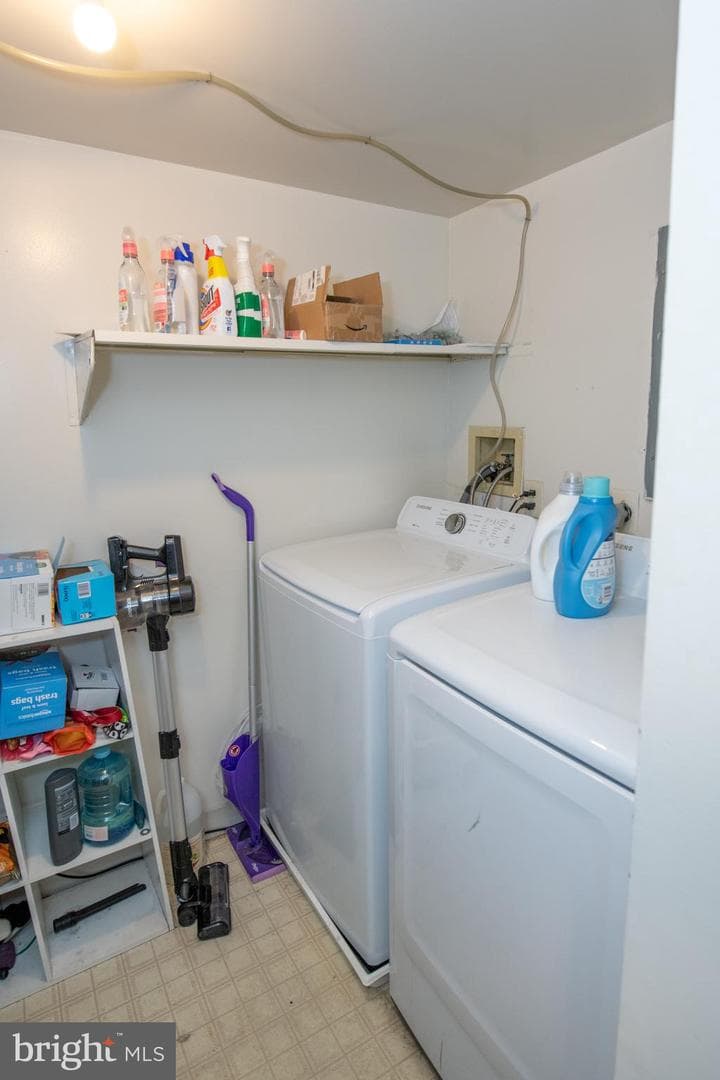 805 Mews Drive #805 photo 33