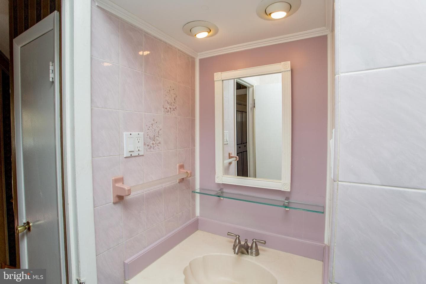 1096 Anthony Wayne Drive photo 24