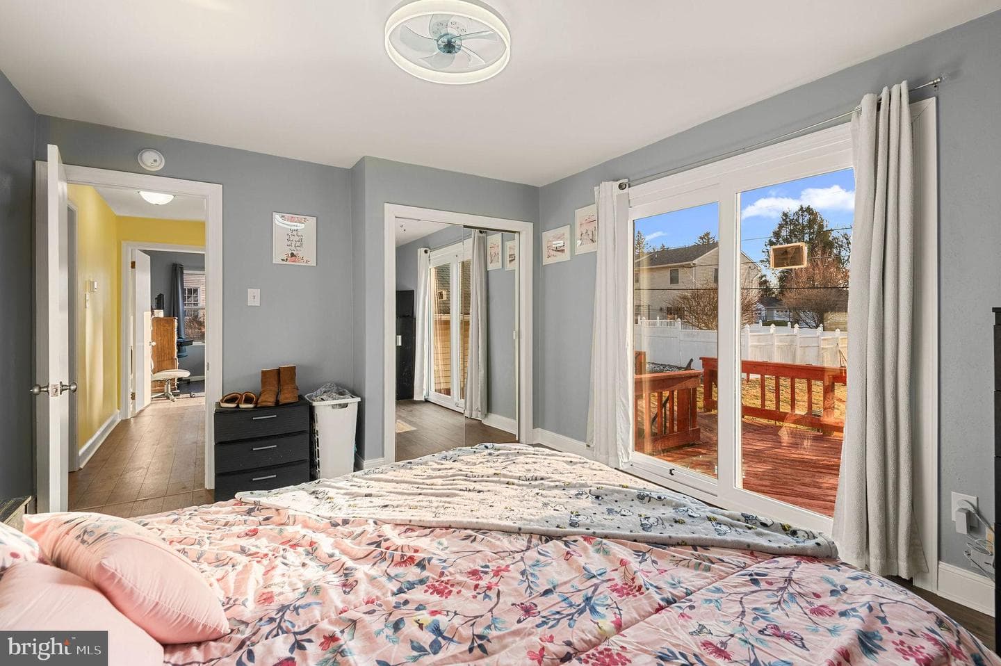 20 W Myrtle Avenue photo 12